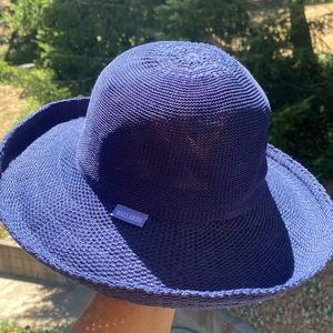 Wallaroo Victoria navy blue sun hat